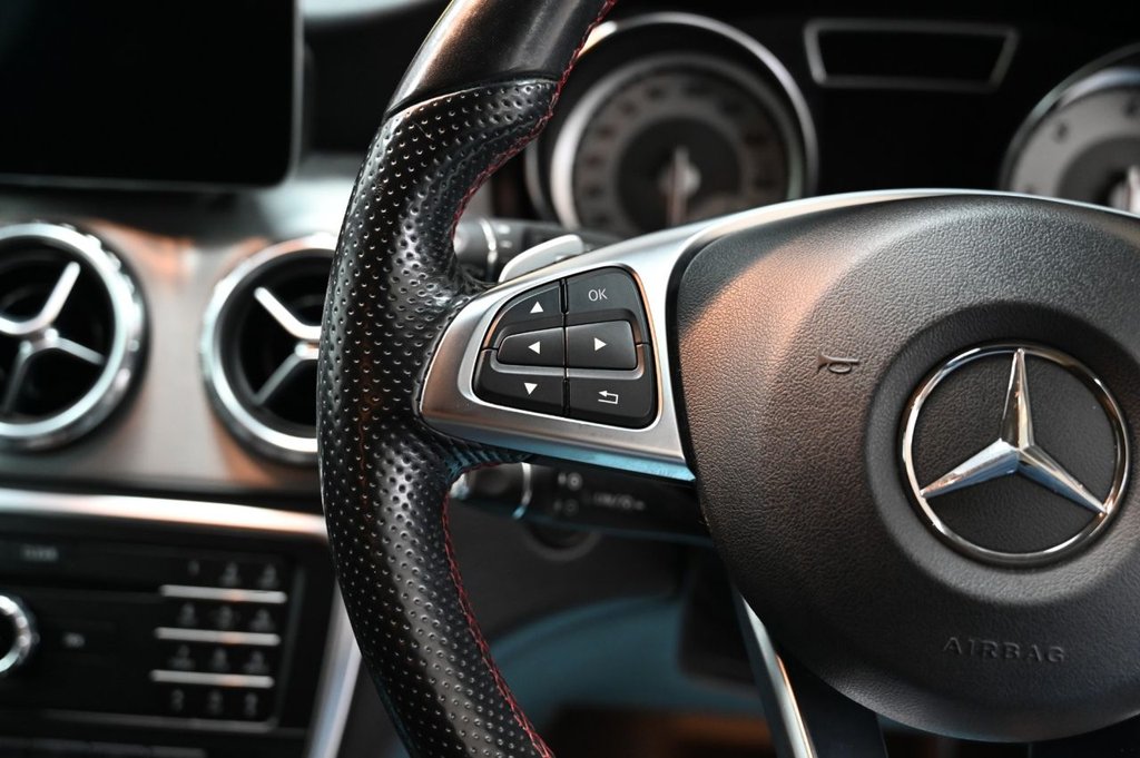 Used Mercedes-Benz GLA 2016 for sale - 76586611: Photo 31