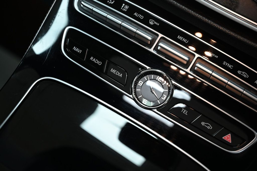 Used Mercedes-Benz E Class 2017 for sale - 76586635: Photo 19