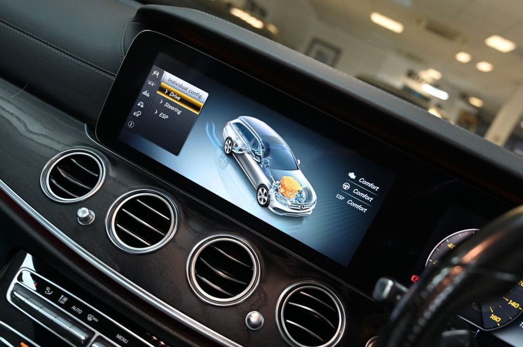 Used Mercedes-Benz E Class 2017 for sale - 76586635: Photo 21