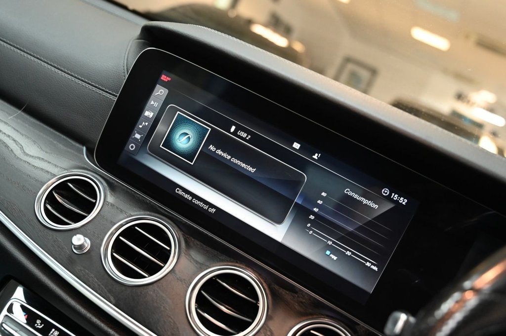 Used Mercedes-Benz E Class 2017 for sale - 76586635: Photo 29