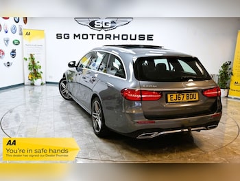 Used Mercedes-Benz E Class 2017 for sale - 76586635: Photo