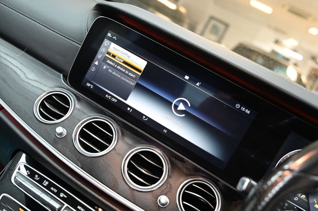 Used Mercedes-Benz E Class 2017 for sale - 76586635: Photo 32