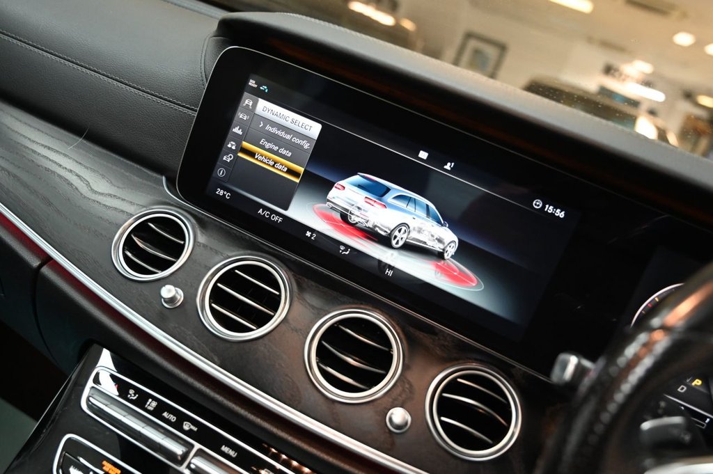 Used Mercedes-Benz E Class 2017 for sale - 76586635: Photo 33