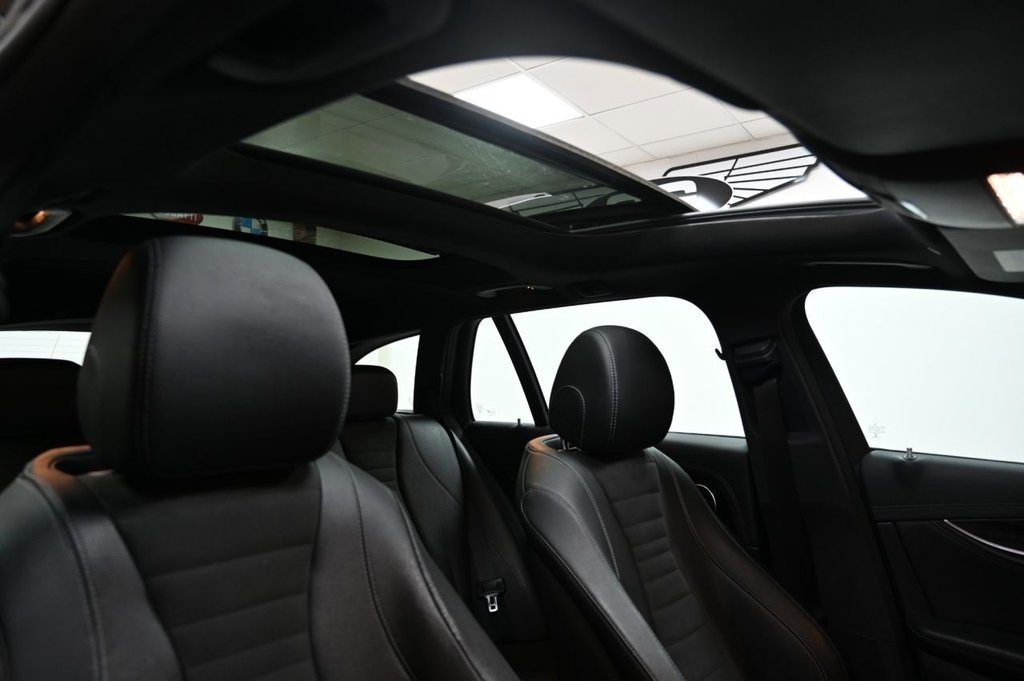 Used Mercedes-Benz E Class 2017 for sale - 76586635: Photo 5