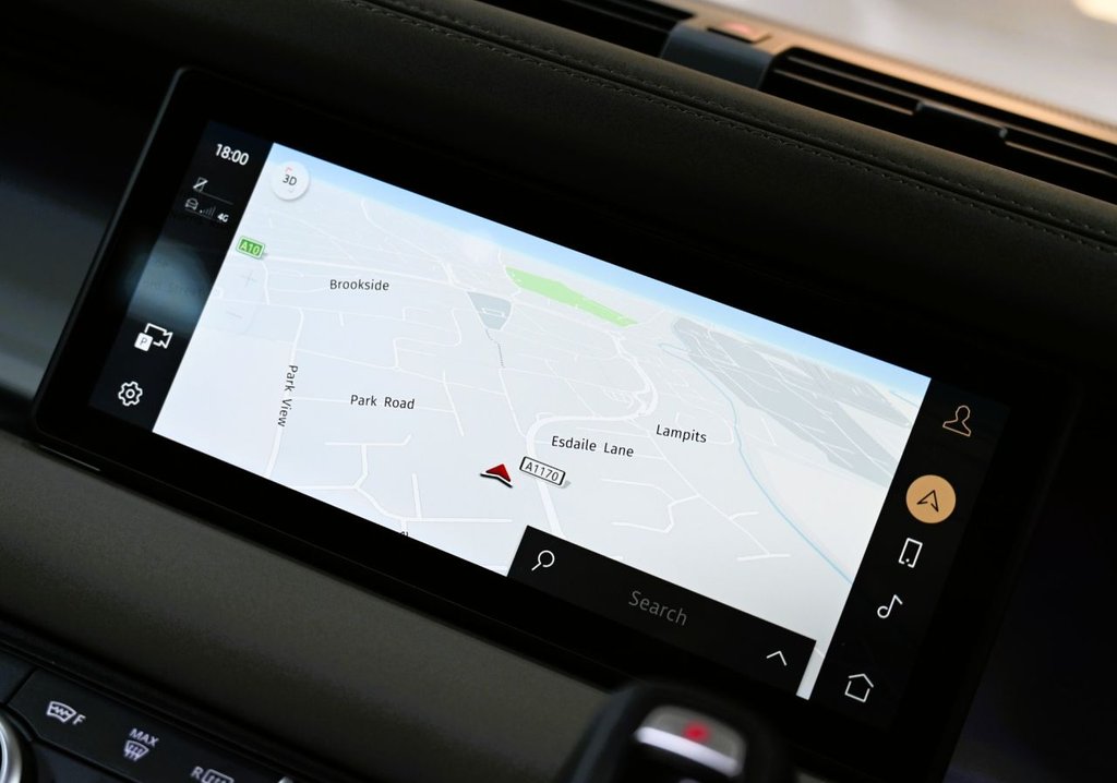 Used Land Rover Defender 2022 for sale - 77256057: Photo 15