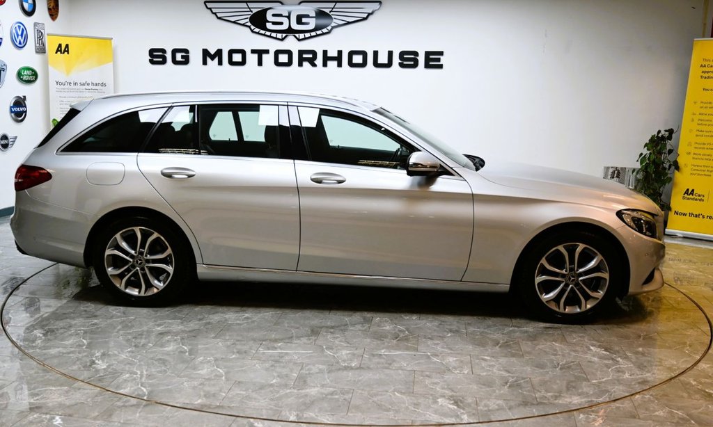 Used Mercedes-Benz C Class 2017 for sale - 76496366: Photo 7