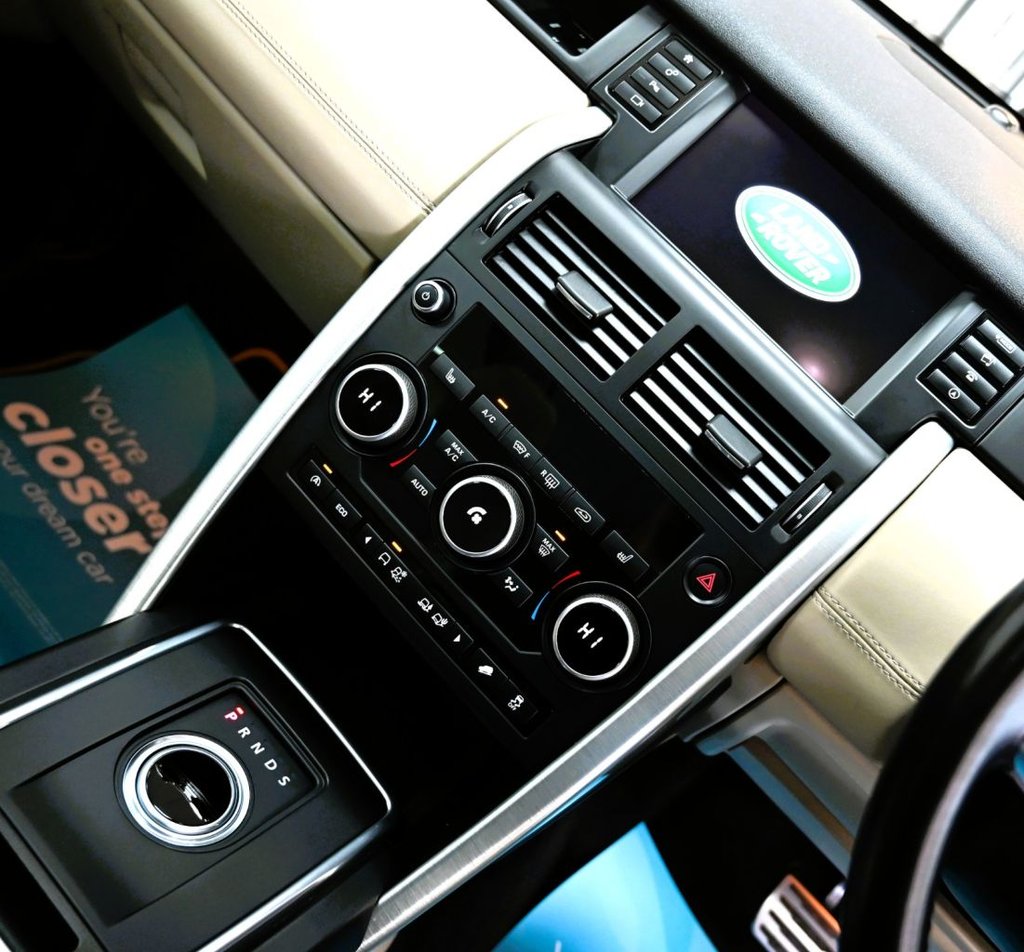 Used Land Rover Discovery Sport 2015 for sale - 77725892: Photo 33