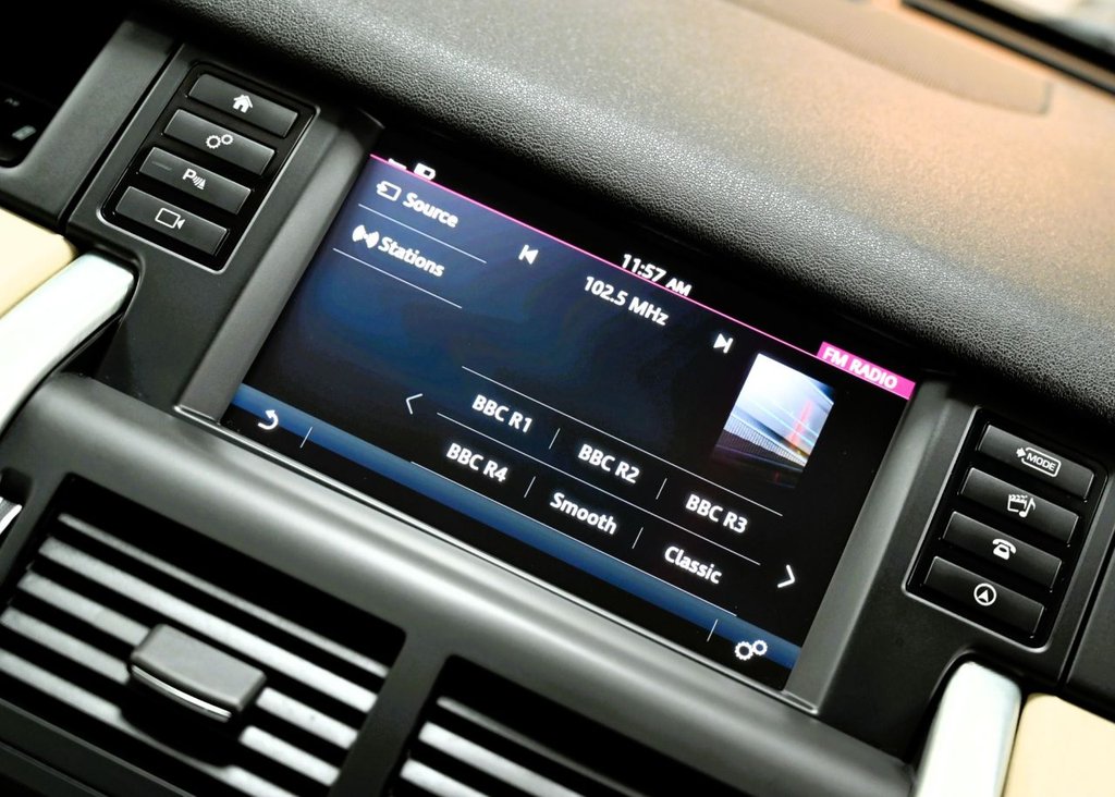 Used Land Rover Discovery Sport 2015 for sale - 77725892: Photo 36