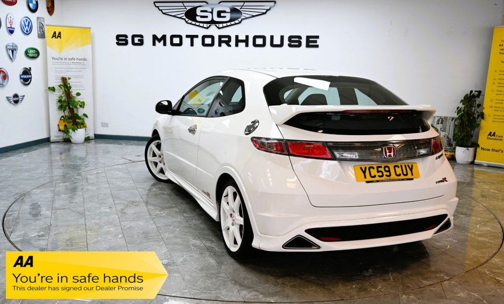 Used Honda Civic 2009 for sale - 76703792: Photo 2