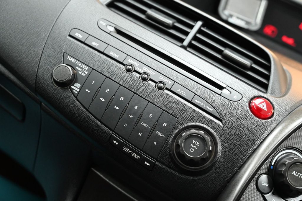 Used Honda Civic 2009 for sale - 76703792: Photo 5