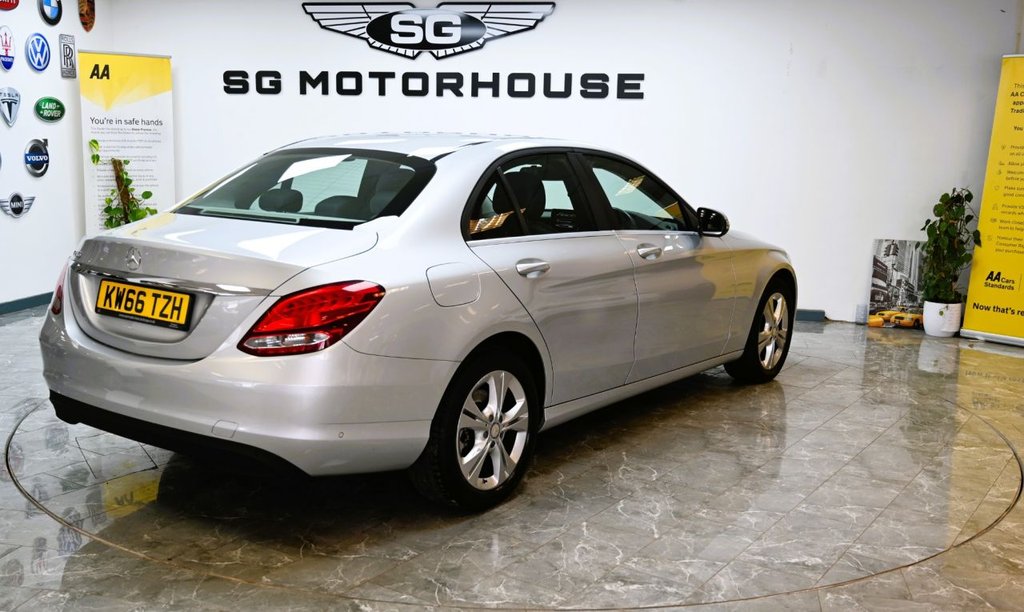 Used Mercedes-Benz C Class 2017 for sale - 76586593: Photo 38