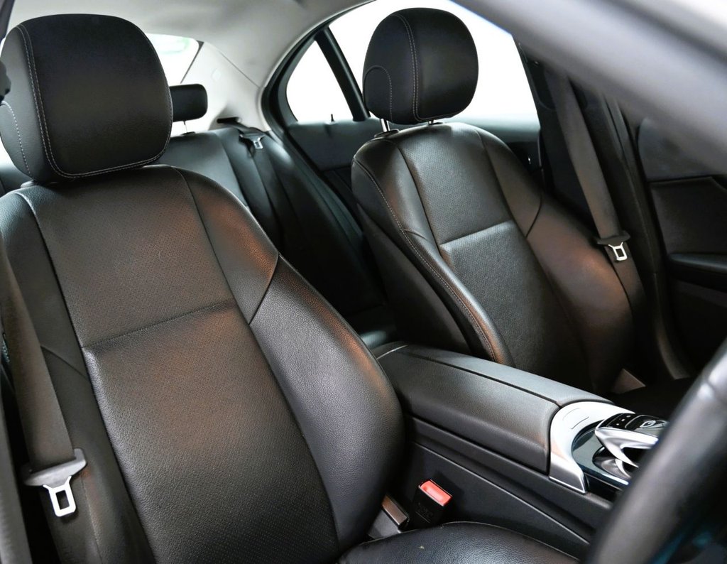 Used Mercedes-Benz C Class 2017 for sale - 76586593: Photo 4