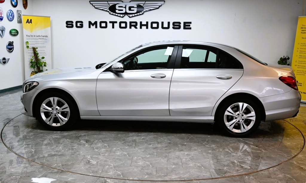 Used Mercedes-Benz C Class 2017 for sale - 76586593: Photo 9