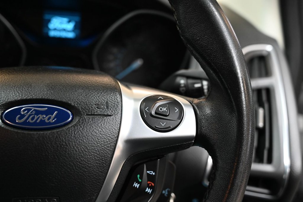 Used Ford Focus 2012 for sale - 76731254: Photo 19