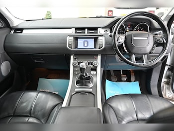 Used Land Rover Range Rover Evoque 2017 for sale - 79250111: Photo