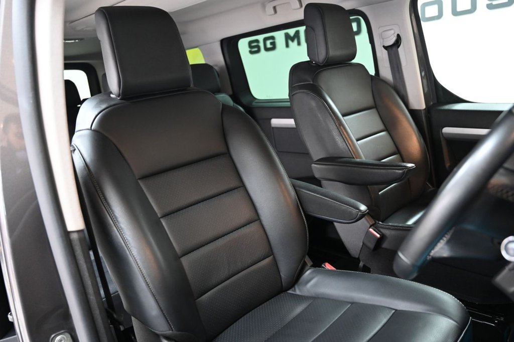 Used Vauxhall Vivaro Life 2023 for sale - 78149254: Photo 4