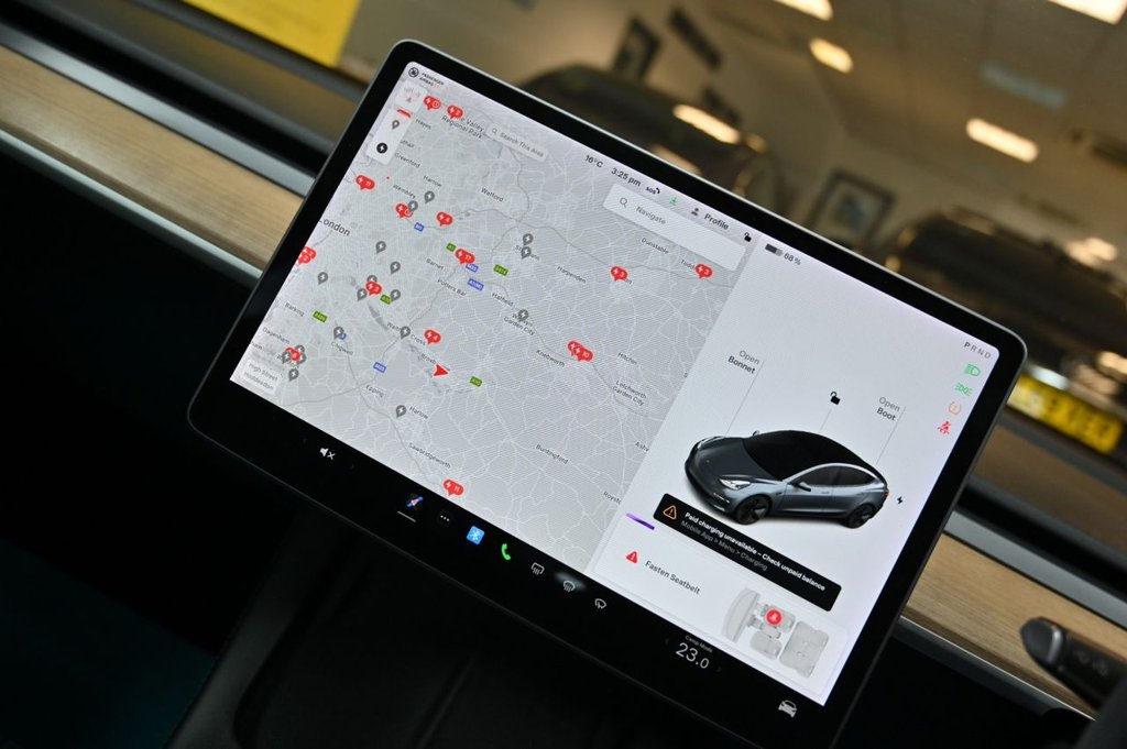 Used Tesla Model 3 2021 for sale - 77145633: Photo 22