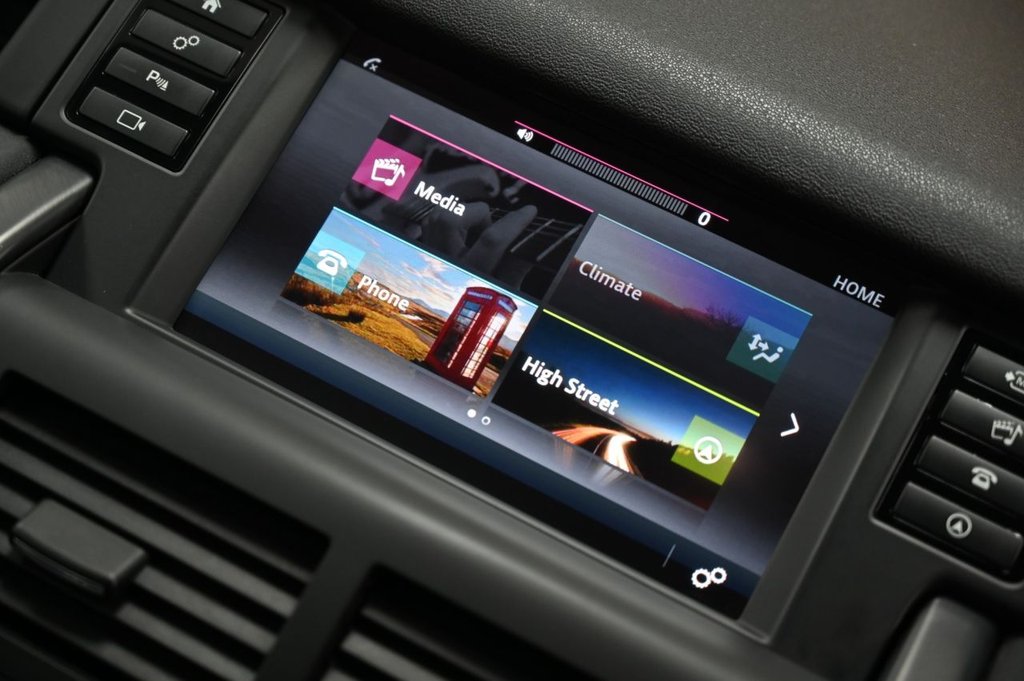 Used Land Rover Discovery Sport 2018 for sale - 76586606: Photo 18