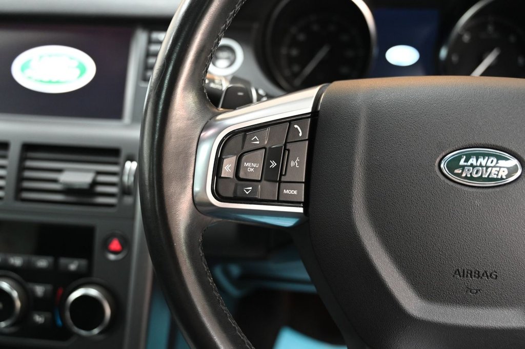 Used Land Rover Discovery Sport 2018 for sale - 76586606: Photo 21