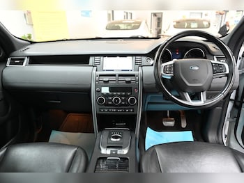 Used Land Rover Discovery Sport 2018 for sale - 76586606: Photo