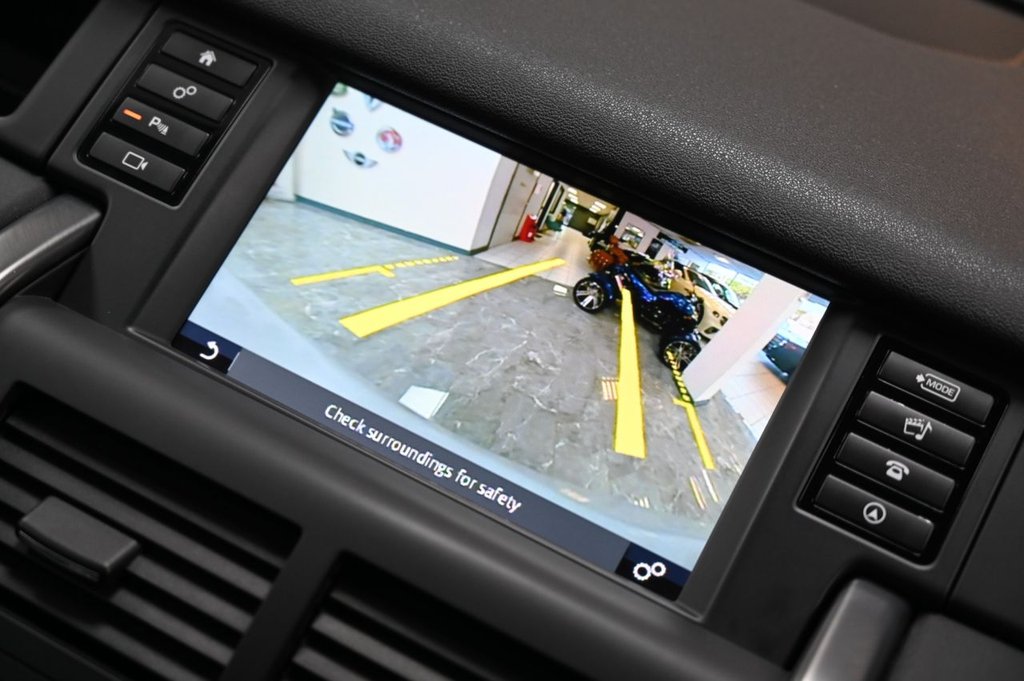 Used Land Rover Discovery Sport 2018 for sale - 76586606: Photo 6