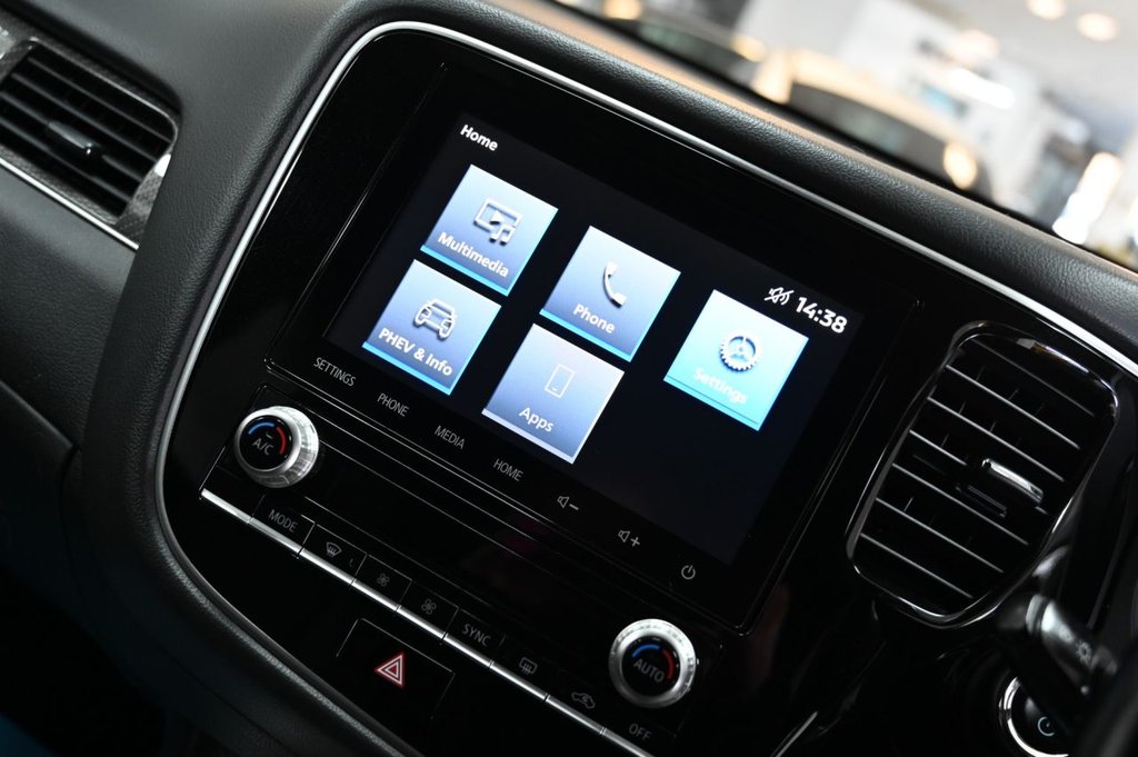 Used Mitsubishi Outlander 2020 for sale - 77941799: Photo 34