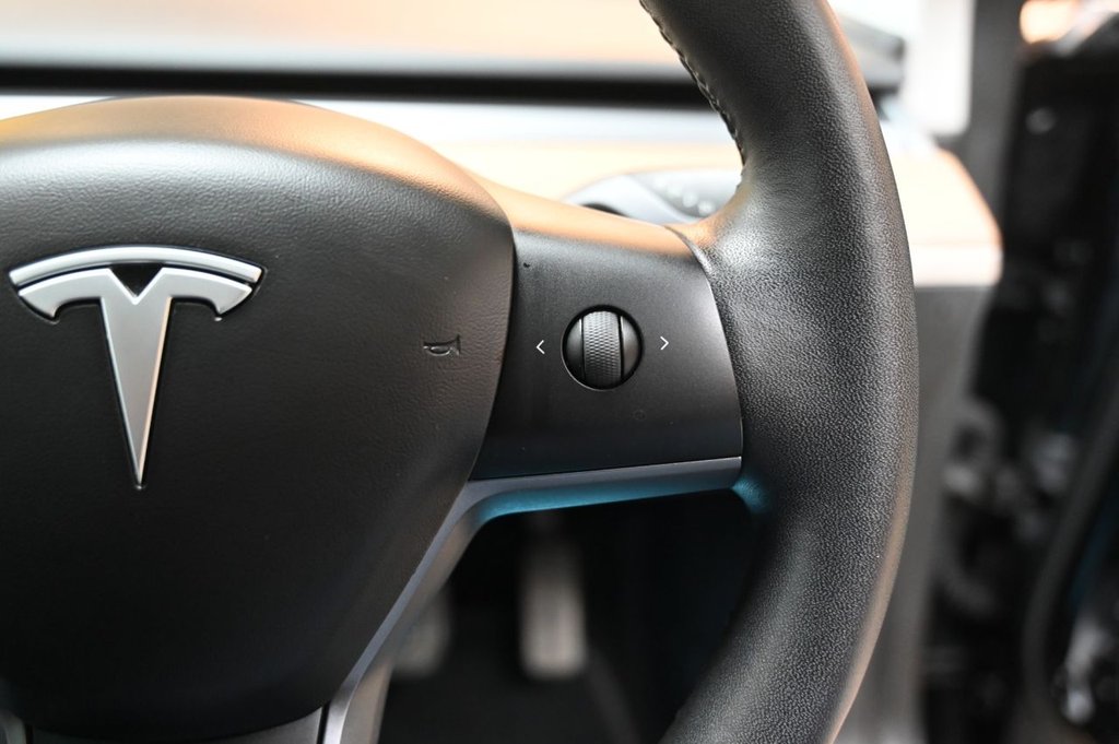 Used Tesla Model 3 2020 for sale - 77239335: Photo 22