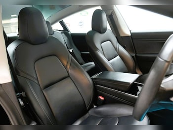 Used Tesla Model 3 2020 for sale - 77239335: Photo