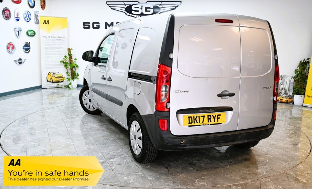 Used Mercedes-Benz Citan 2017 for sale - 77614161: Photo 2