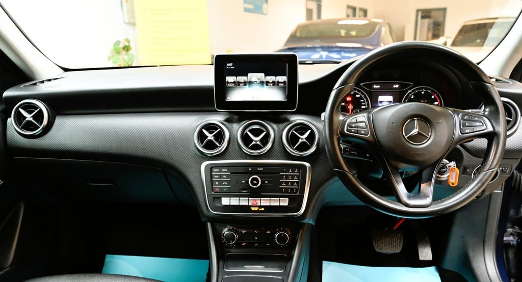 Used Mercedes-Benz A-Class 2017 for sale - 76999236: Photo 3