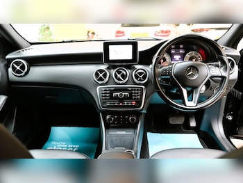 Used Mercedes-Benz A-Class 2015 for sale - 76914767: Photo