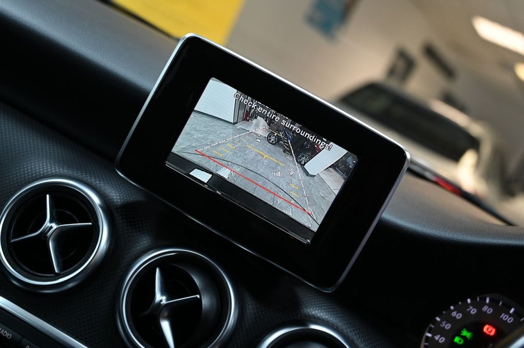 Used Mercedes-Benz A-Class 2015 for sale - 76914767: Photo 5