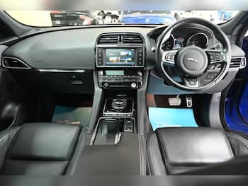 Used Jaguar F-Pace 2018 for sale - 79722779: Photo