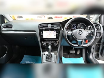 Used Volkswagen Golf 2018 for sale - 79191443: Photo