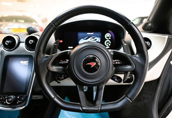 Used McLaren 570GT 2019 for sale - 75842909: Photo 11