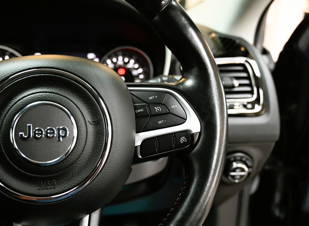 Used Jeep Compass 2018 for sale - 76797625: Photo 20