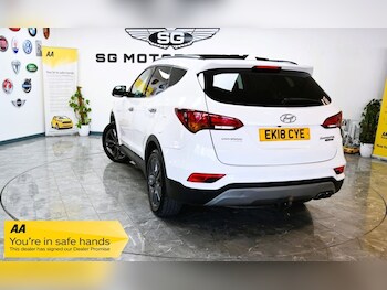 Used Hyundai Santa Fe 2018 for sale - 78463484: Photo