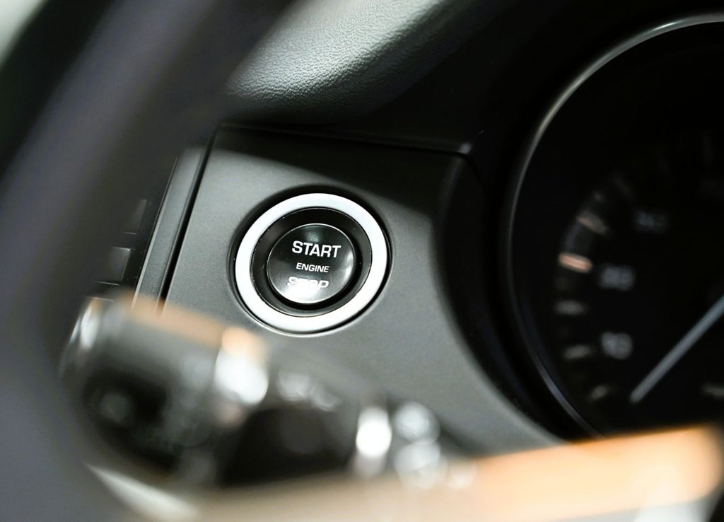 Used Land Rover Discovery Sport 2016 for sale - 76784033: Photo 15