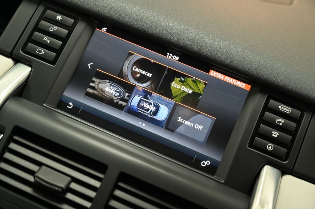 Used Land Rover Discovery Sport 2016 for sale - 76784033: Photo 16