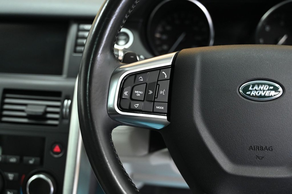 Used Land Rover Discovery Sport 2016 for sale - 76784033: Photo 20