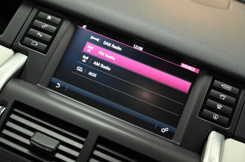 Used Land Rover Discovery Sport 2016 for sale - 76784033: Photo 25