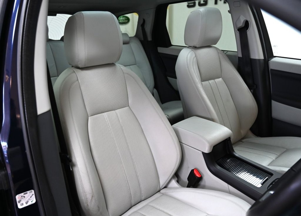 Used Land Rover Discovery Sport 2016 for sale - 76784033: Photo 4