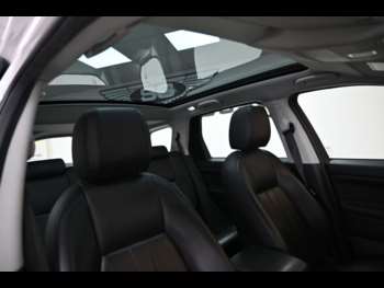 Used Land Rover Discovery Sport 2015 for sale - 74390876: Photo
