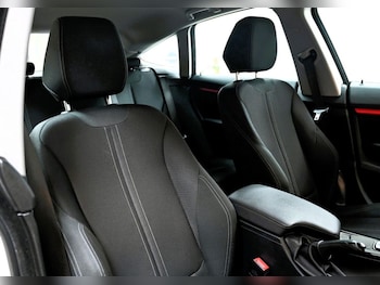 Used BMW 3 Series 2017 for sale - 77332921: Photo