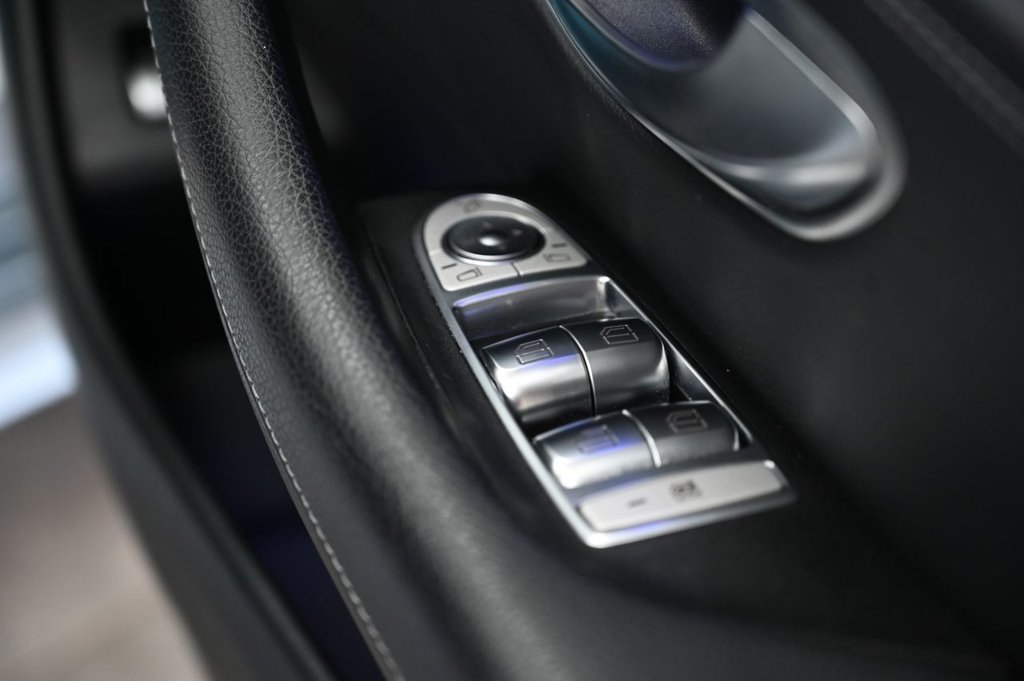 Used Mercedes-Benz E Class 2017 for sale - 76977438: Photo 26