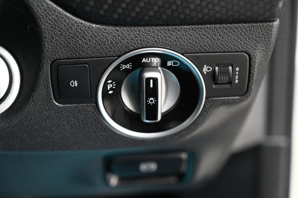 Used Mercedes-Benz A-Class 2017 for sale - 77627472: Photo 21