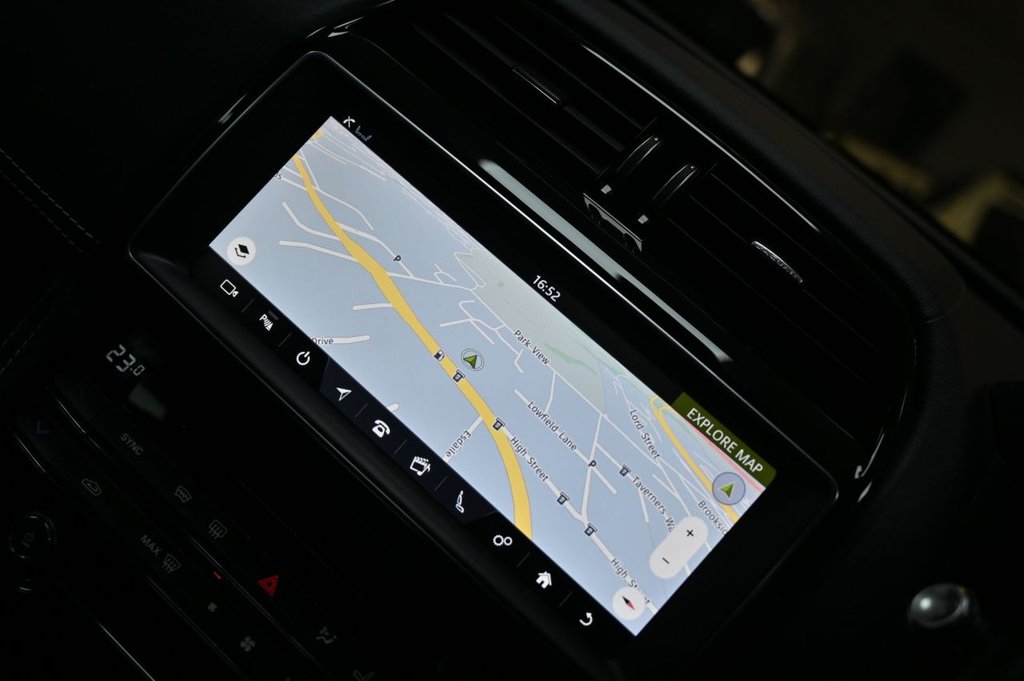 Used Jaguar F-Pace 2018 for sale - 77256077: Photo 6