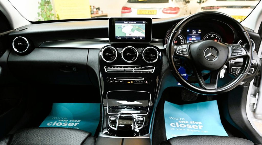 Used Mercedes-Benz C Class 2016 for sale - 76783984: Photo 3