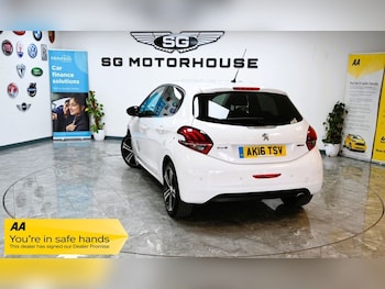 Used Peugeot 208 2016 for sale - 78530242: Photo