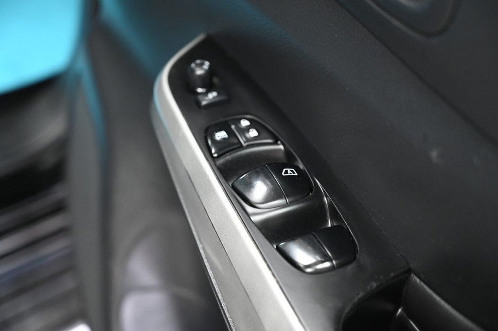 Used Nissan Navara 2017 for sale - 78149234: Photo 23